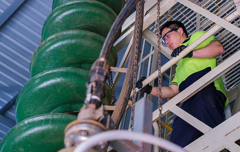 Metallurgy technician