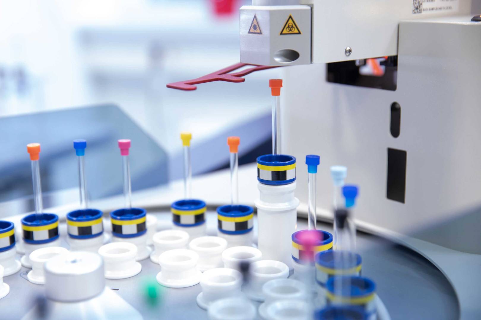 Automated sample head for rapid NMR assessments